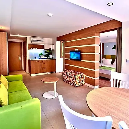 Forest Hotel 4*