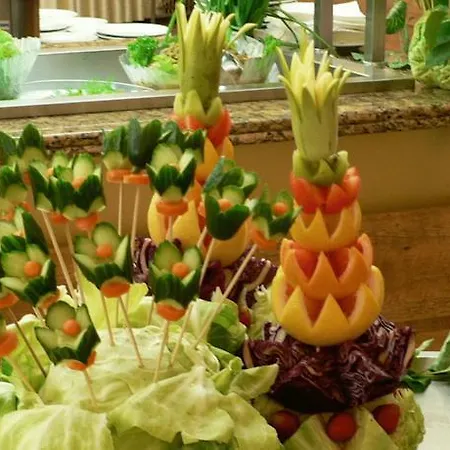 Ξενοδοχείο Forest 4*