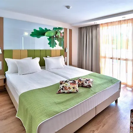 Forest Приморско