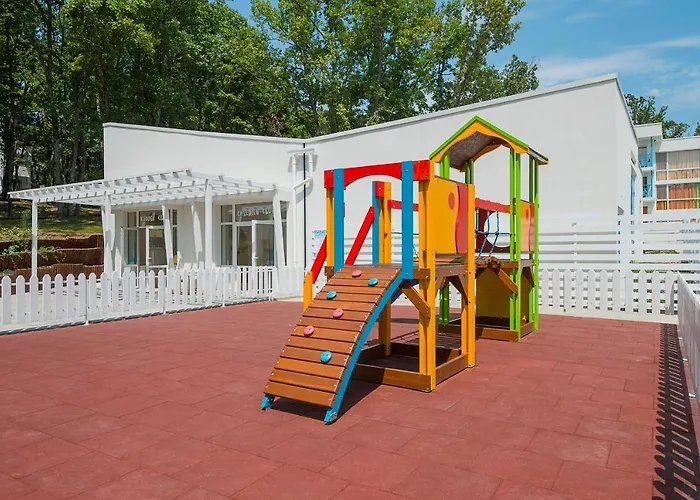 فندق Forest بريمورسكو