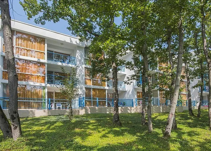 Forest بريمورسكو